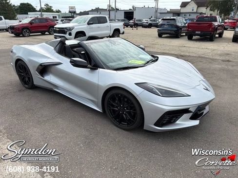 Used 2026 Chevrolet Corvette Stingray Convertible RWD image 1