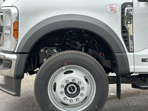 New 2026 Ford F550 4x4 Crew Cab Super Duty w/ XL Chrome Package image 25