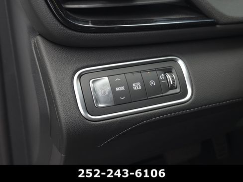 Used 2025 Buick Enclave Sport Touring w/ Super Cruise Package FWD image 27