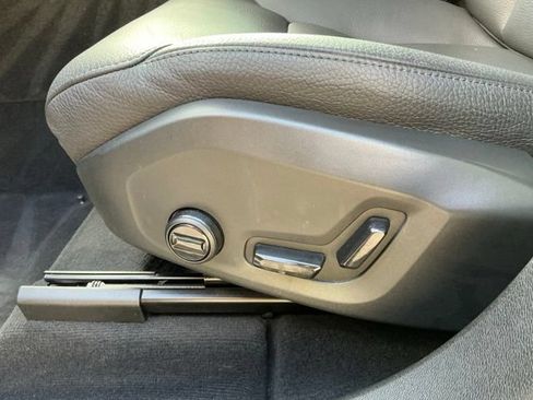 Certified 2024 Volvo XC60 B5 Plus w/ Protection Package Premier AWD/4WD image 15
