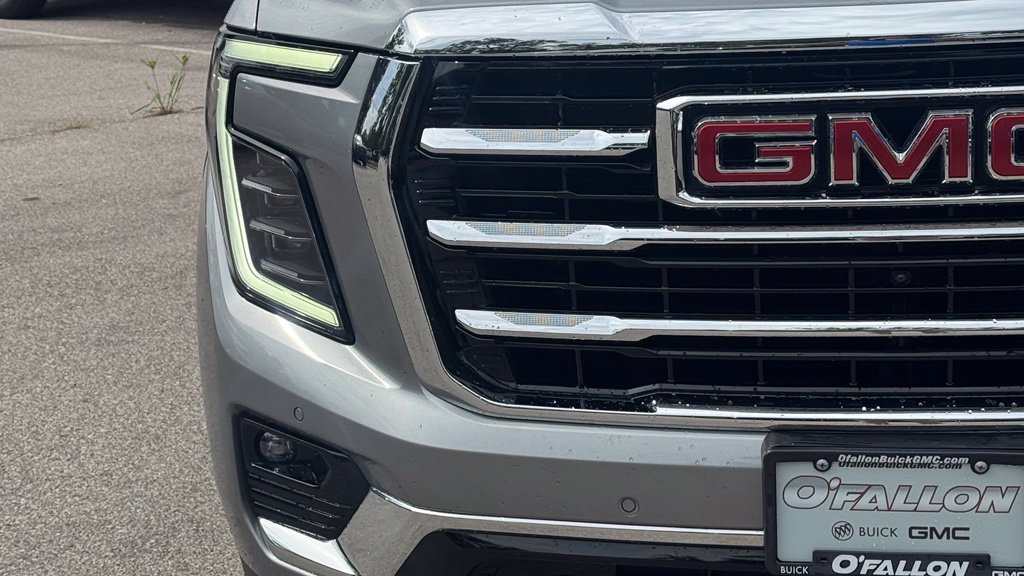 Used 2025 GMC Yukon Elevation w/ LPO, Get Active Package AWD/4WD image 12