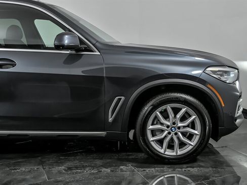 Used 2022 BMW X5 xDrive40i w/ Premium Package image 12