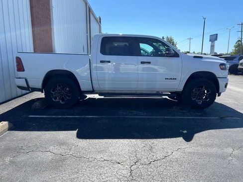 Used 2025 RAM 1500 Big Horn AWD/4WD image 4