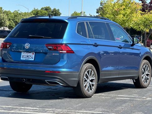 Used 2019 Volkswagen Tiguan SE AWD/4WD image 4
