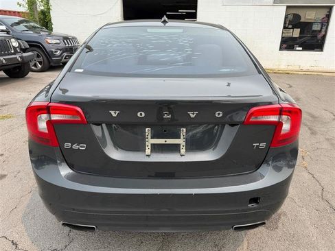 Used 2014 Volvo S60 T5 FWD image 5