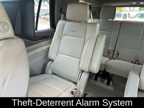 Used 2024 Cadillac Escalade Premium Luxury Platinum image 12