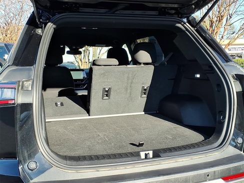 Used 2025 Chevrolet Equinox LT image 19