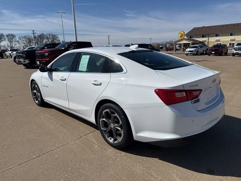 Used 2024 Chevrolet Malibu LT image 5