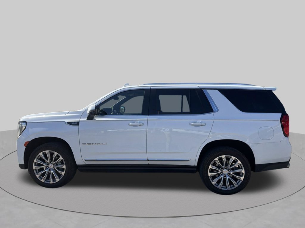 Used 2021 GMC Yukon Denali w/ Denali Premium Package RWD image 9