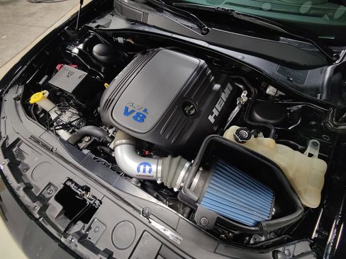 Used 2015 Chrysler 300 S w/ 300S Premium Group image 5