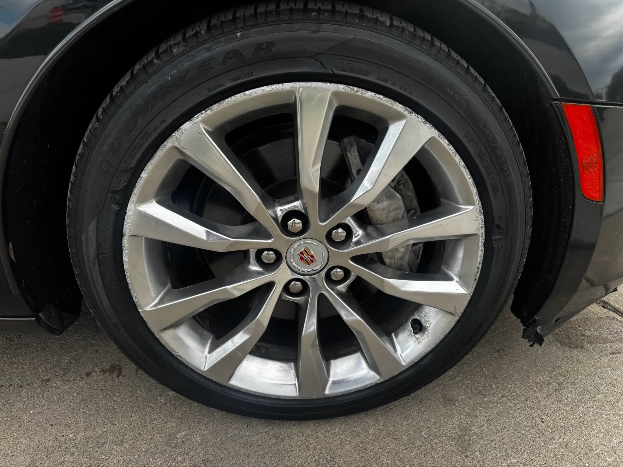 Used 2015 Cadillac XTS Luxury FWD image 23