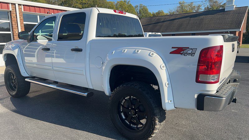 Used 2013 GMC Sierra 1500 SLE w/ Power Tech Package AWD/4WD image 9
