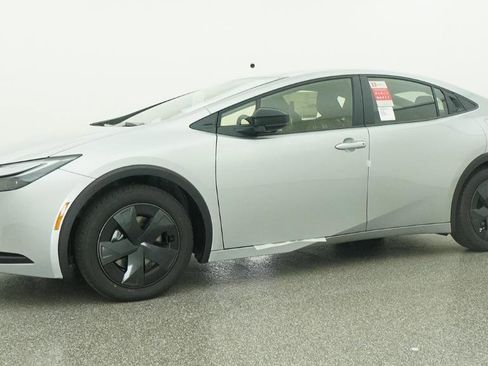 New 2026 Toyota Prius Plug-In Hybrid image 21