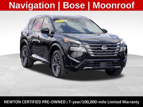 Used 2024 Nissan Rogue Platinum image 1