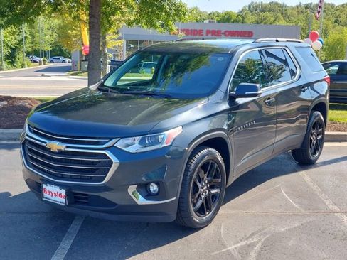 Used 2020 Chevrolet Traverse LT FWD image 5