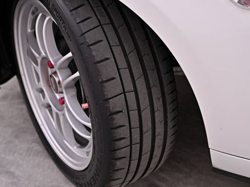 Used 2017 MAZDA MX-5 Miata Club image 16