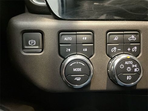 Used 2023 GMC Sierra 1500 SLT w/ SLT Premium Plus Package image 25