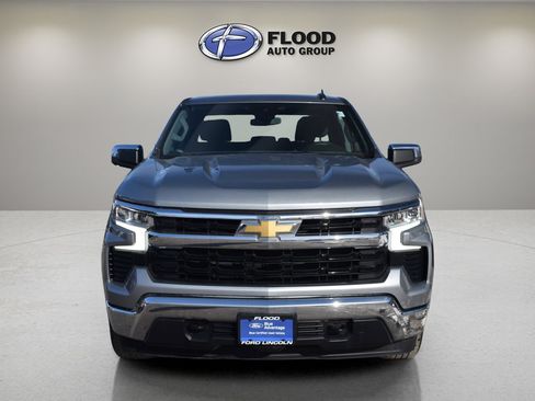 Used 2023 Chevrolet Silverado 1500 LT image 2
