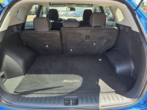 Used 2020 Hyundai Tucson SE w/ Cargo Package image 28