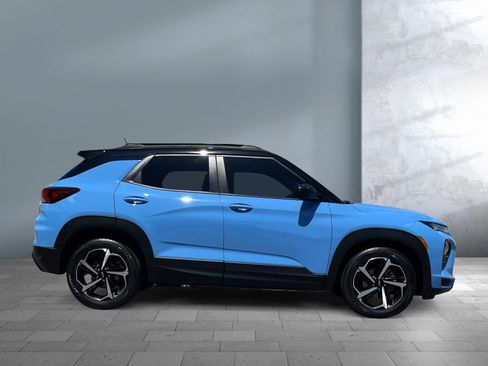 Used 2023 Chevrolet TrailBlazer RS w/ Sun and Liftgate Package FWD image 7