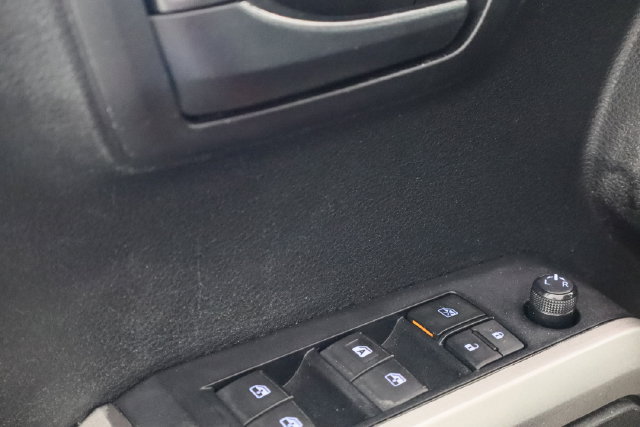 Used 2021 Toyota Tacoma SR5 RWD image 13