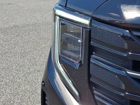 Used 2025 GMC Sierra 1500 Elevation AWD/4WD image 29