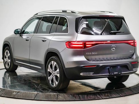 New 2025 Mercedes-Benz EQB 300 4MATIC image 2