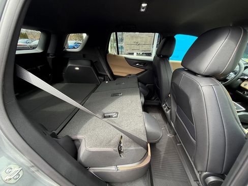 New 2026 Chevrolet Equinox ACTIV FWD image 32