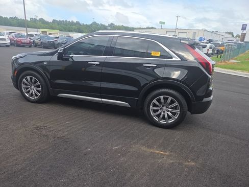 Used 2019 Cadillac XT4 Premium Luxury w/ Technology Package AWD/4WD image 6