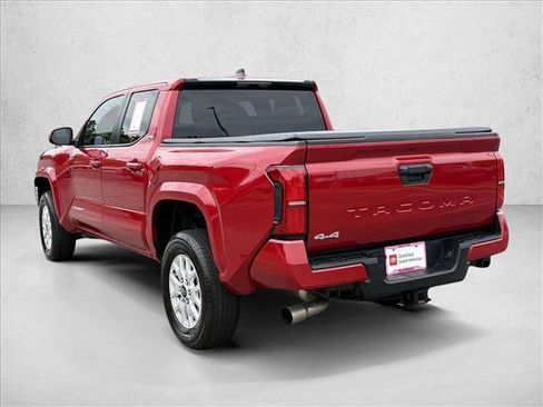 Certified 2025 Toyota Tacoma SR5 AWD/4WD image 7