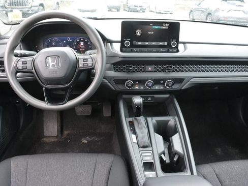 Used 2023 Honda Accord LX image 9
