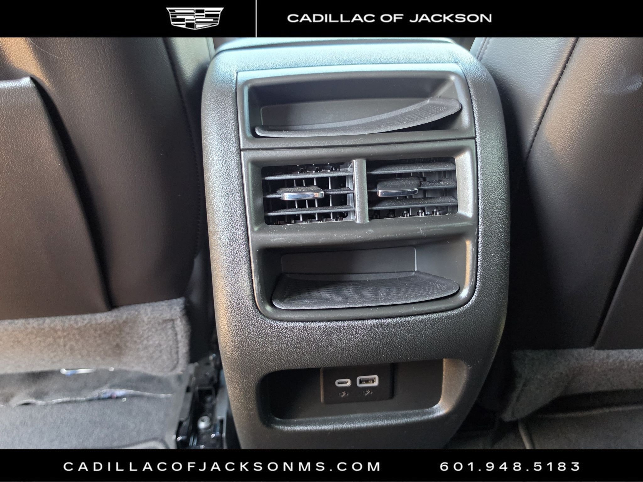 Certified 2025 Cadillac XT5 Premium Luxury FWD image 34