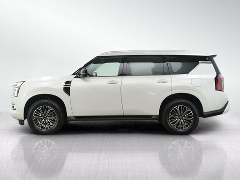 Certified 2025 Nissan Armada SL AWD/4WD image 3