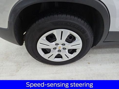 Used 2017 Chevrolet Trax LS image 12