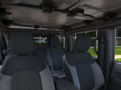 New 2025 Ford Bronco 4-Door image 12