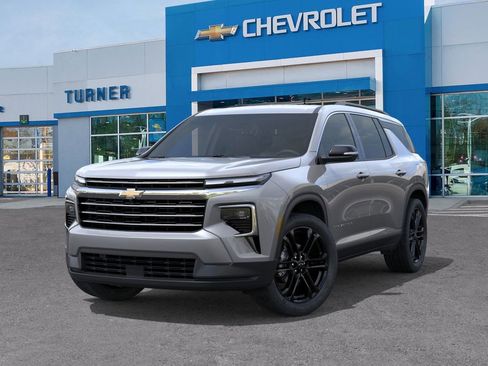 New 2026 Chevrolet Traverse LT w/ Driver Confidence Package image 6