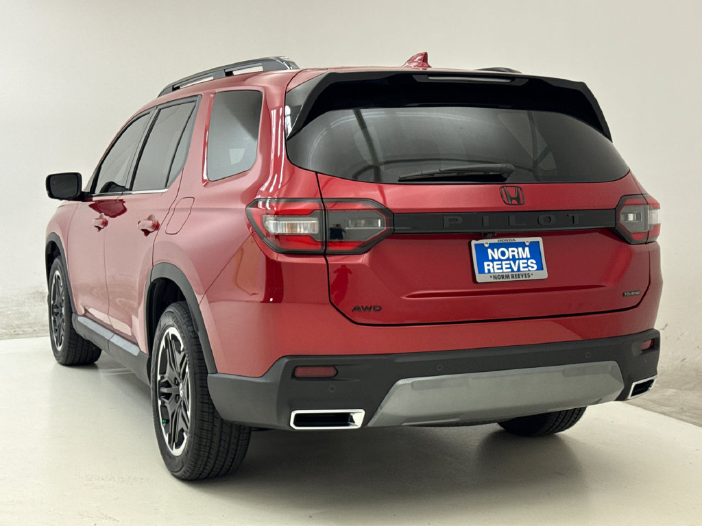 New 2026 Honda Pilot Touring image 7