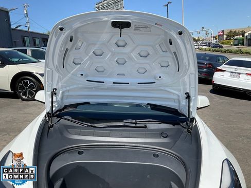 Used 2023 Tesla Model 3 Standard Range image 12