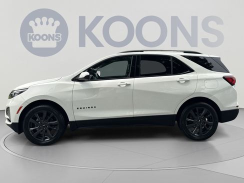 Used 2023 Chevrolet Equinox RS AWD/4WD image 2