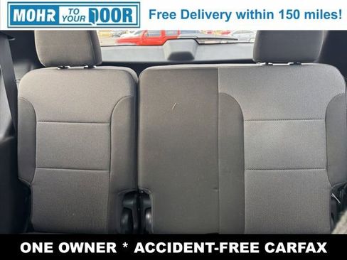 Used 2023 Chevrolet Traverse LT image 34