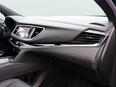 Used 2023 Buick Enclave Avenir w/ Trailering Package, 5000 lbs. image 11