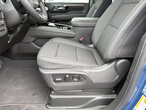 New 2026 Chevrolet Tahoe LS w/ LS Custom Edition AWD/4WD image 15