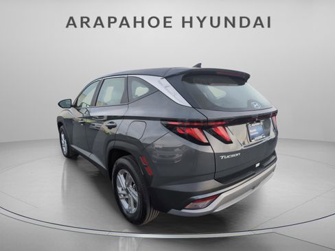 Used 2025 Hyundai Tucson SE image 3