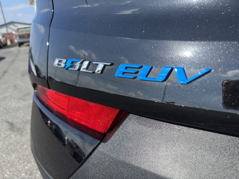 Used 2023 Chevrolet Bolt EUV LT w/ Driver Confidence Package FWD image 11
