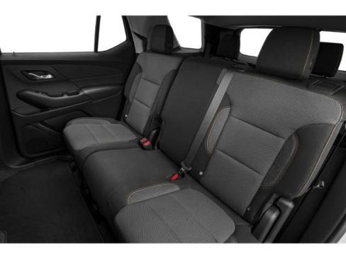 Used 2021 Chevrolet Traverse LS image 17