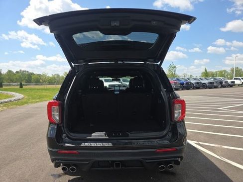Used 2023 Ford Explorer ST w/ Equipment Group 401A AWD/4WD image 10