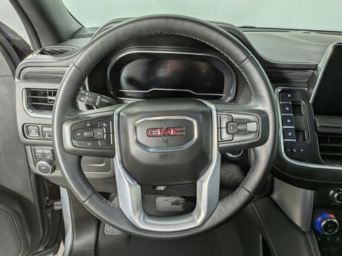 Used 2023 GMC Yukon SLT image 20