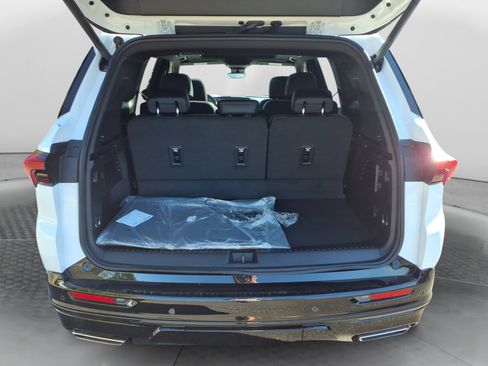 New 2026 Buick Enclave Sport Touring w/ Power Package image 9