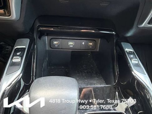 Certified 2021 Kia Sorento SX FWD image 21