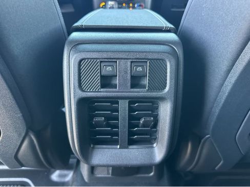 New 2026 Ford Bronco Badlands AWD/4WD image 23
